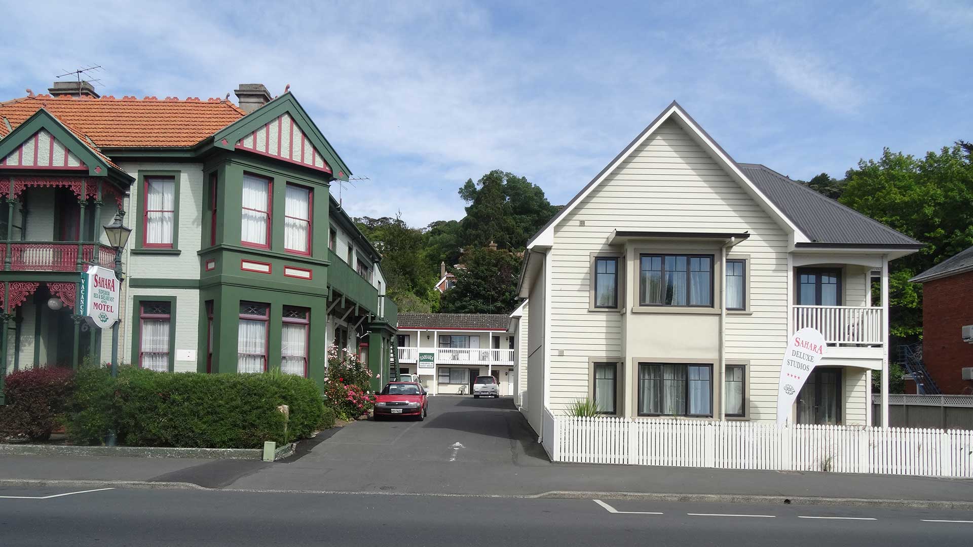 Sahara Guesthouse, Motel, Deluxe Studio Units & Holiday Home Dunedin